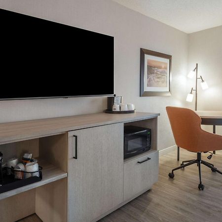 Hampton Inn & Suites By Hilton Moncton Dış mekan fotoğraf