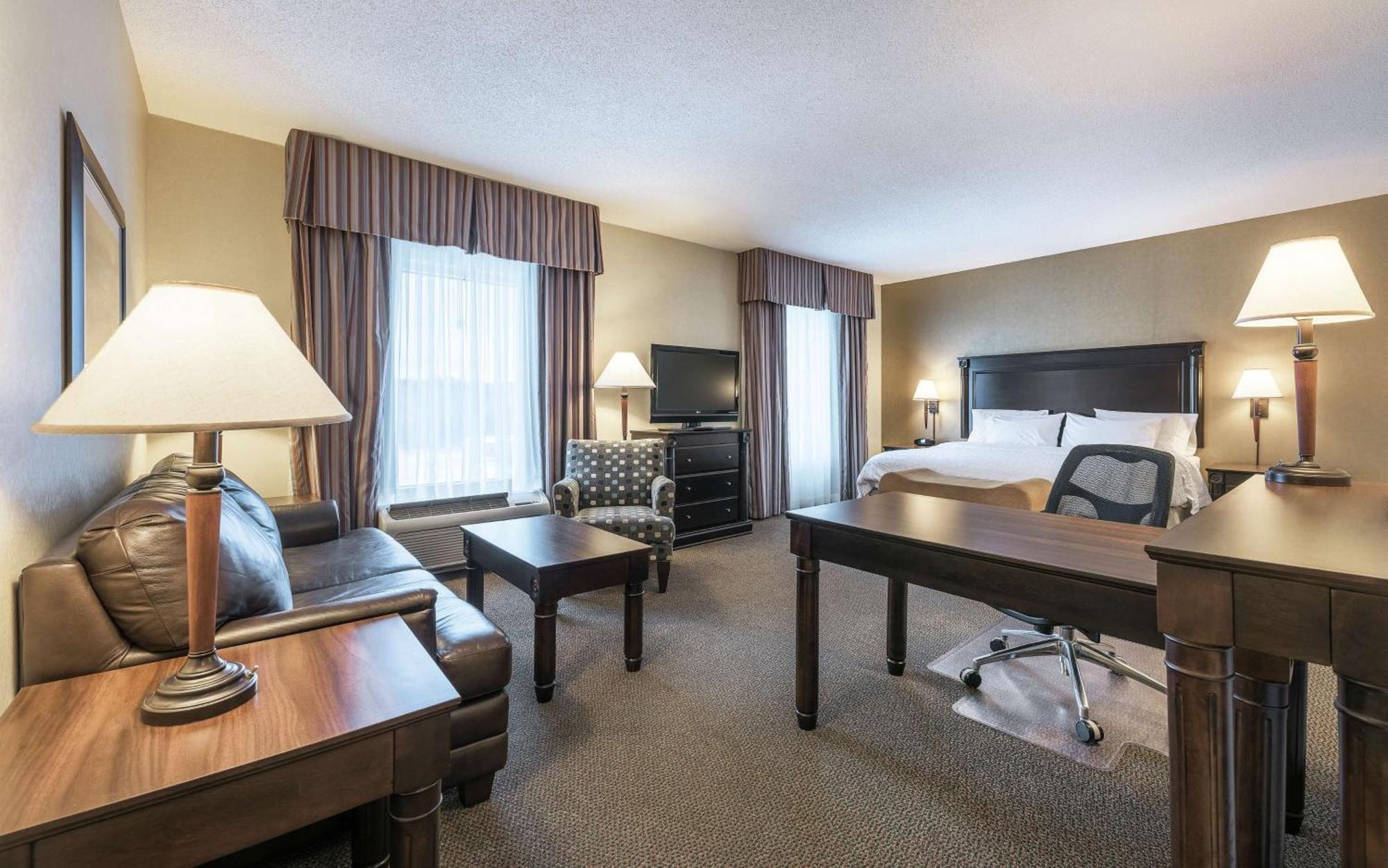 Hampton Inn & Suites By Hilton Moncton Dış mekan fotoğraf