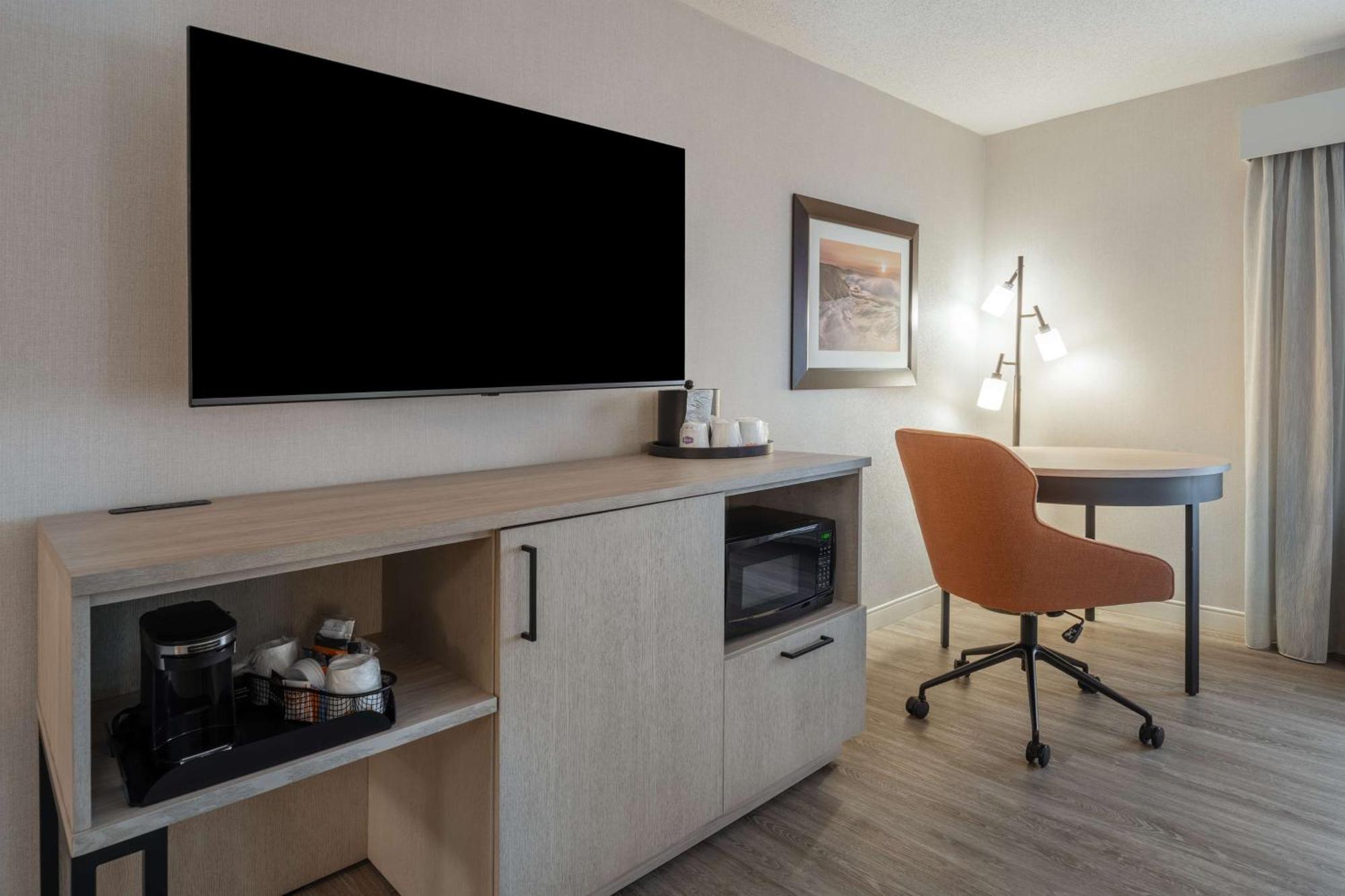 Hampton Inn & Suites By Hilton Moncton Dış mekan fotoğraf